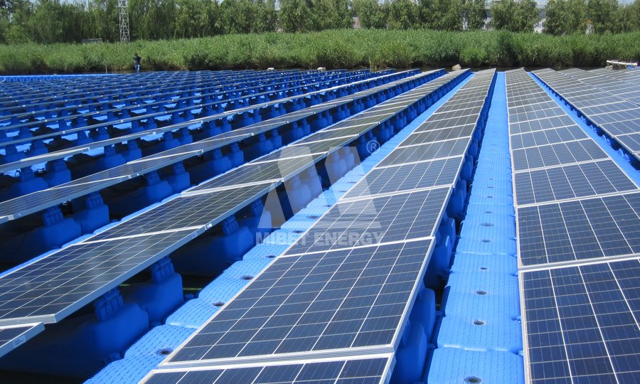 江苏水上漂浮光伏发电系统项目