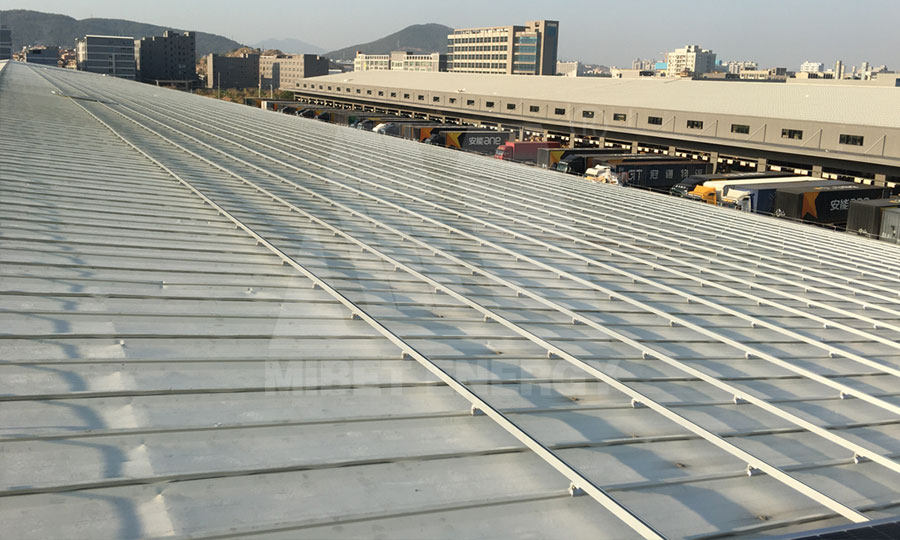 南安物流园太阳能光伏支架设备项目