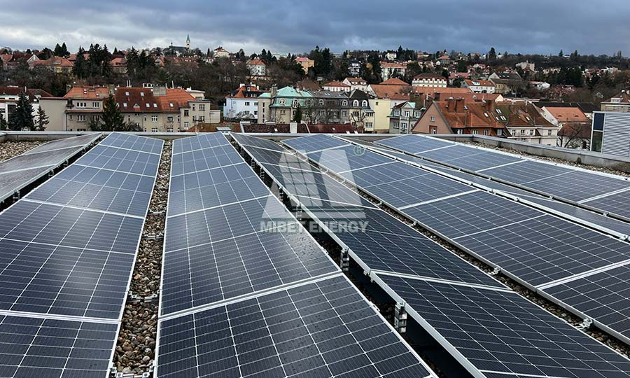 捷克 水泥平屋顶光伏项目 3.7MW-6