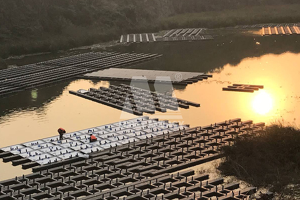 漂浮式水上光伏 漂浮式水上光伏