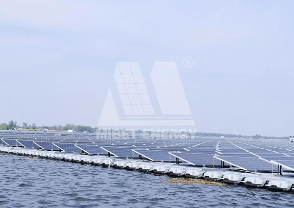 今年会江苏沛县水上光伏电站项目-2