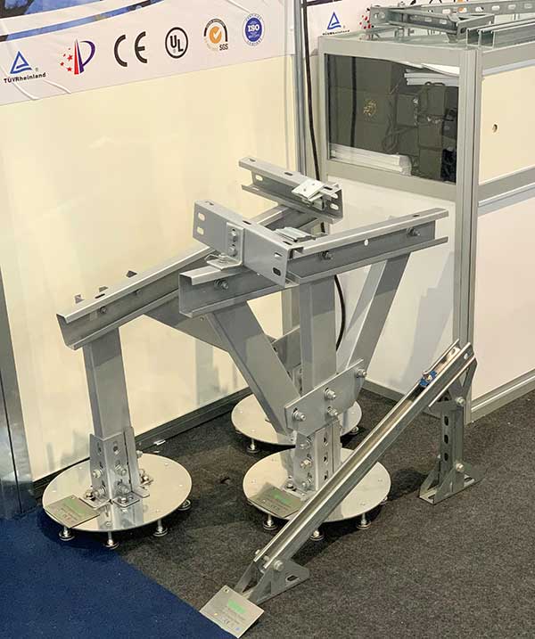 今年会地面支架系统