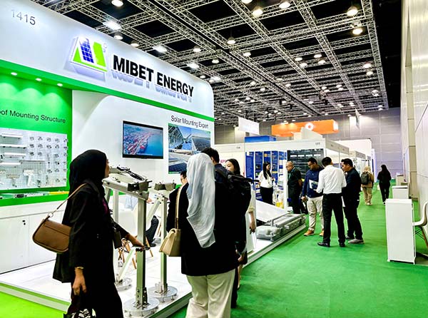 今年会马来展位-用户了解产品